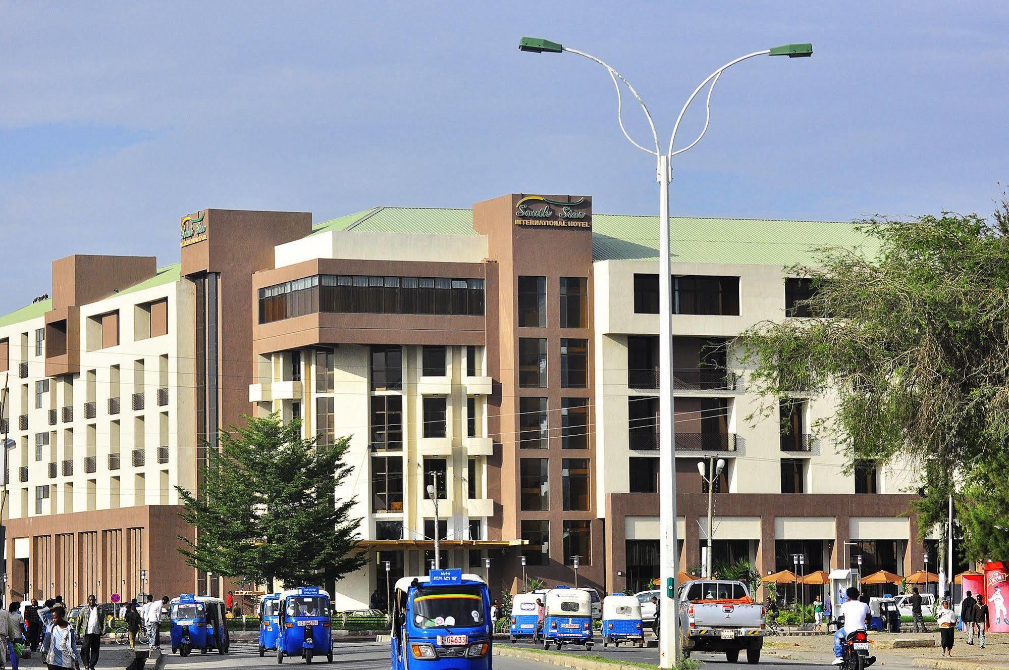 South Star International Hotel Awasa Buitenkant foto